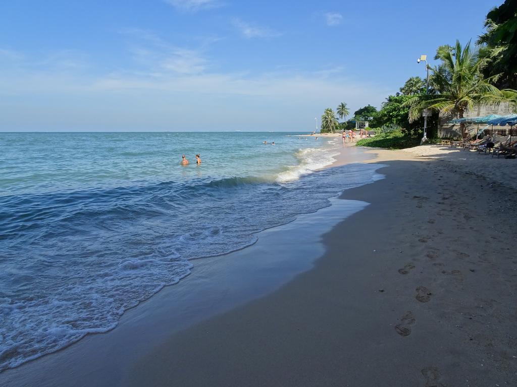 Wong Amat Pattaya Beach Resort Екстериор снимка